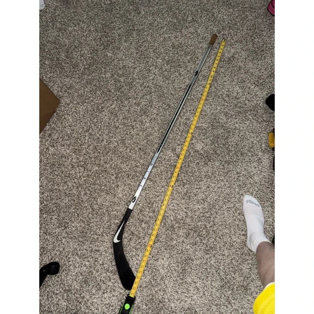 Vintage NIKE 350‎ Aluminum Hockey Stick Shaft Right Handed RARE